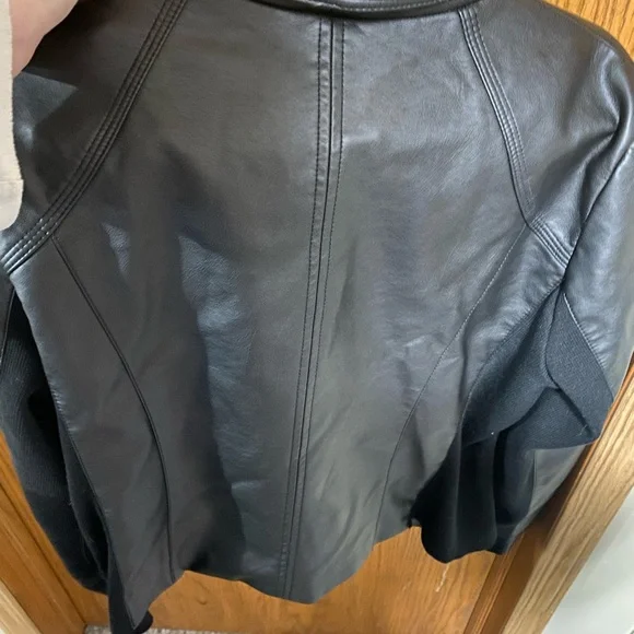 Faux Leather Rib Knit Biker Jacket - Picture 4 of 8